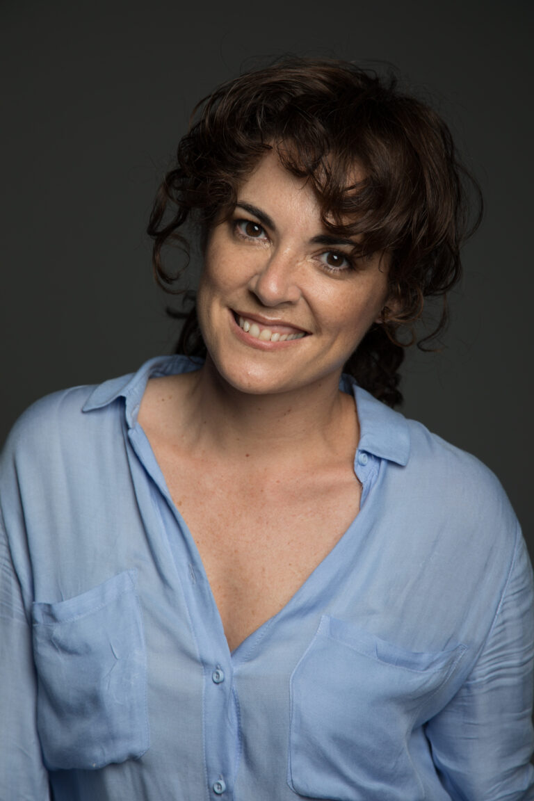 ESTHER NOYA