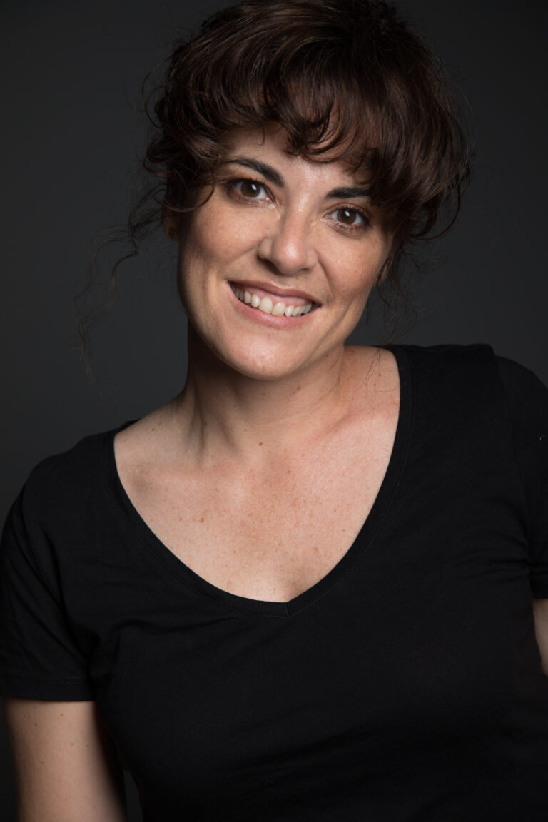 ESTHER NOYA