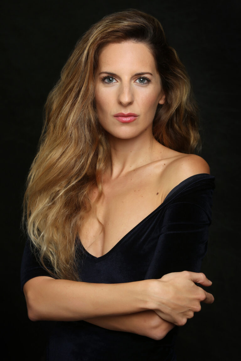 Virginia Mora-Figueroa 01