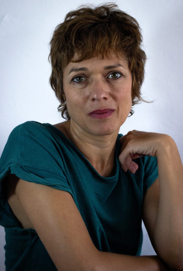 ALMUDENA RUIZ