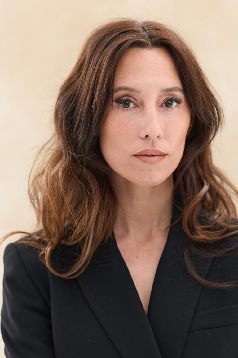 ISABEL DUGO