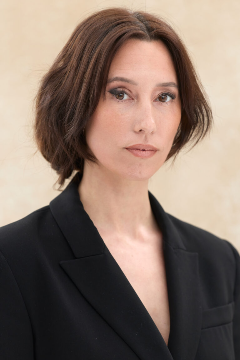 ISABEL DUGO