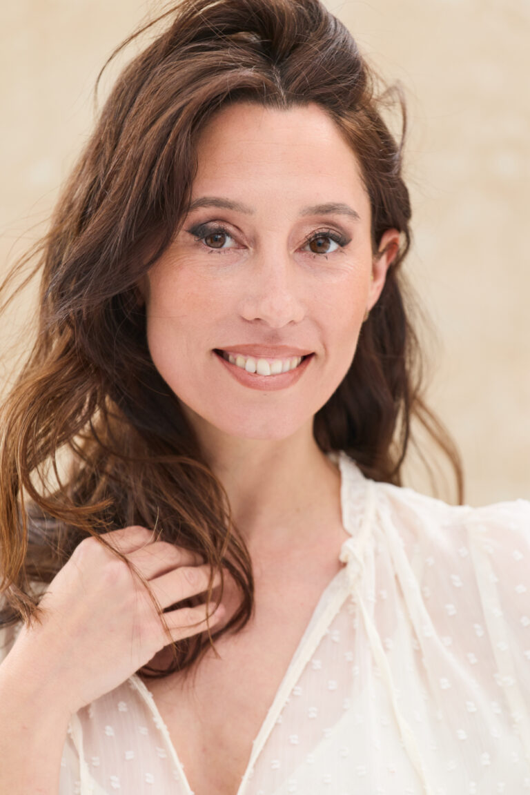 ISABEL DUGO