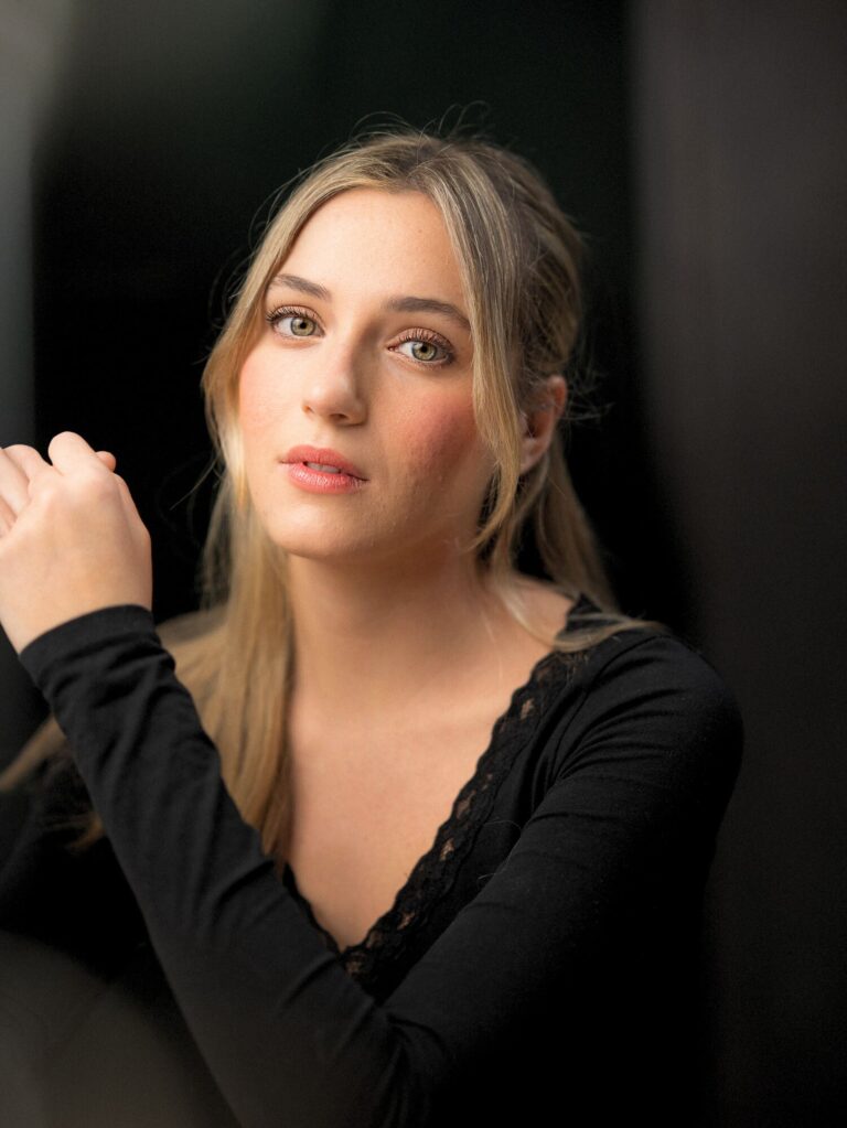 LAURA BELLIDO