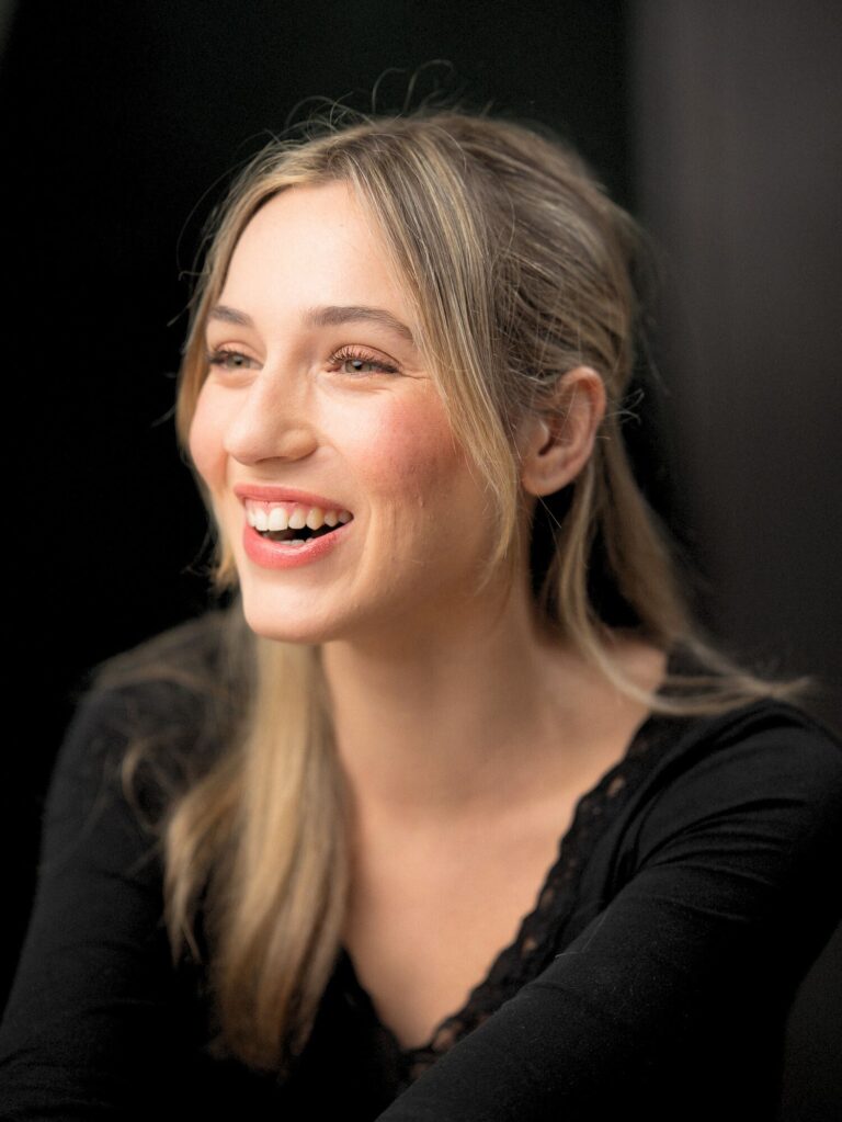LAURA BELLIDO