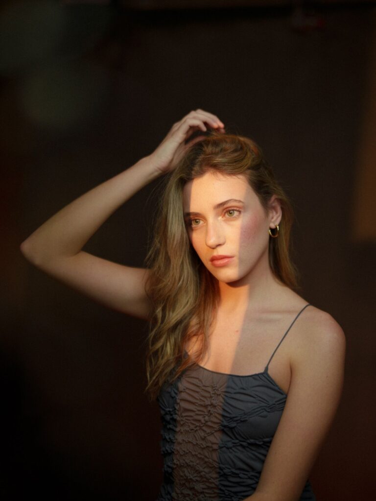 LAURA BELLIDO