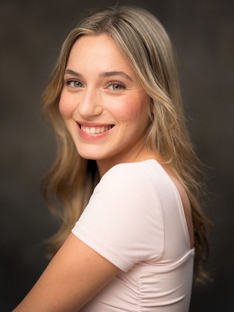 LAURA BELLIDO