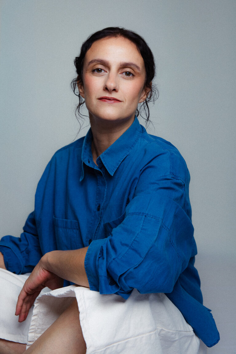 ADELA CASTAÑO